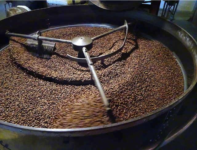 Large batch size of roasted coffee