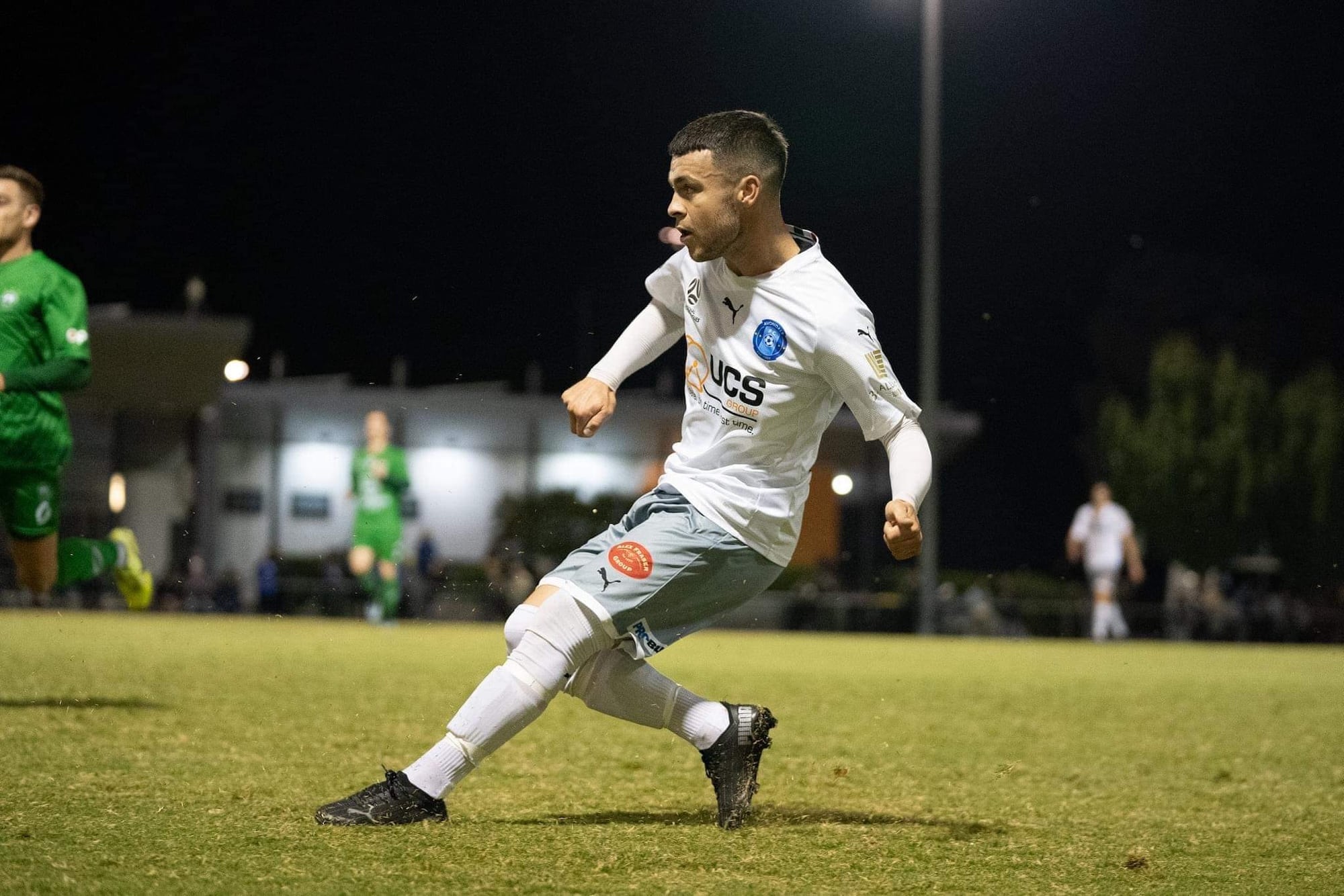 Blake initially moved to Melbourne to pursue a soccer career.